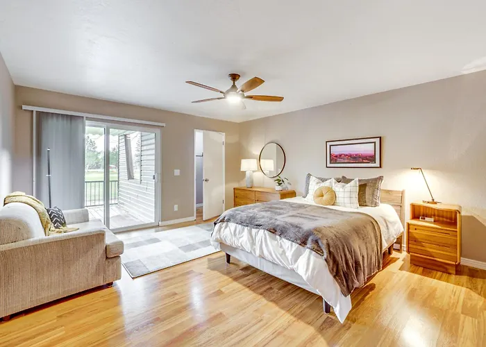 Deck & Golf Course Views: Condo! Holiday home *
